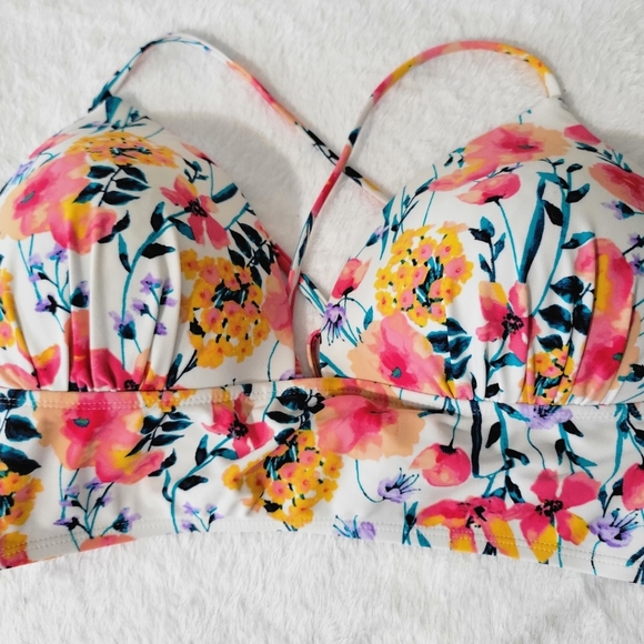 Hula Honey Other - HULA Honey Women's In Such a Fluery Push-Up Bikini Top | Size XL
